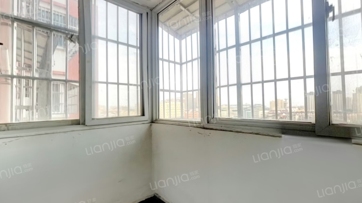 建新嘉苑二手房实景图