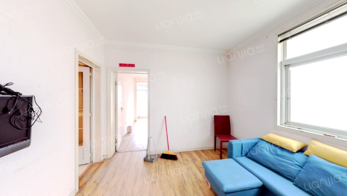 工程小区二手房实景图