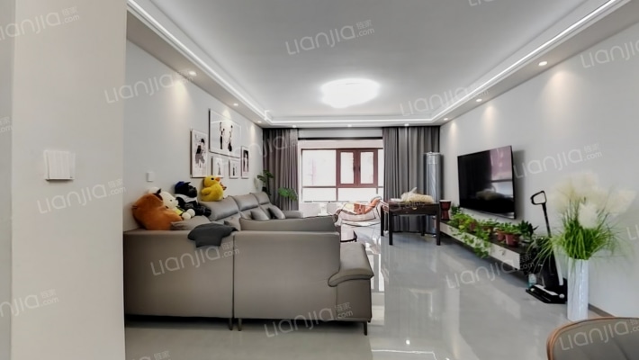 诚达御景国际二手房实景图