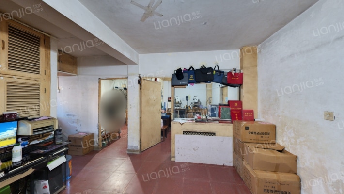 革新里24号院二手房实景图