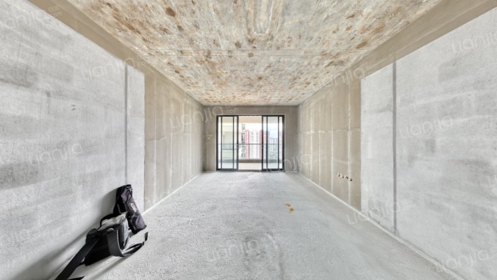 宝瑞花园二手房实景图