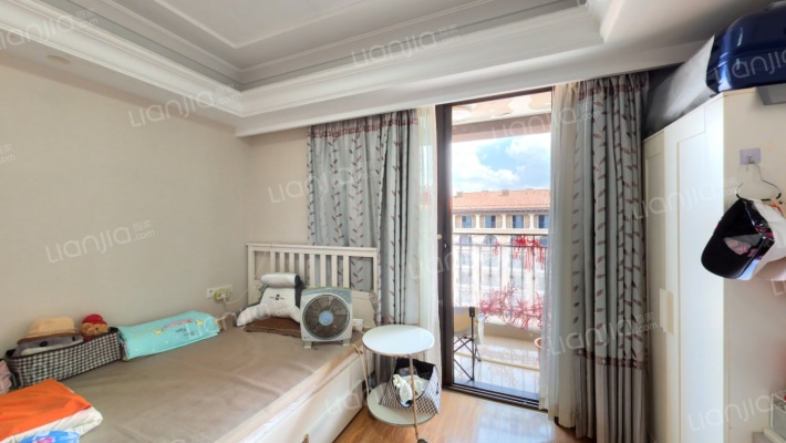 美里达公寓二手房实景图