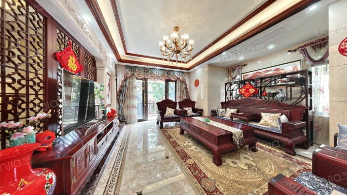 高迪山二手房实景图