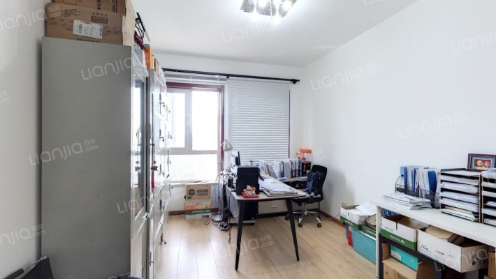 顶佳金领地二手房实景图