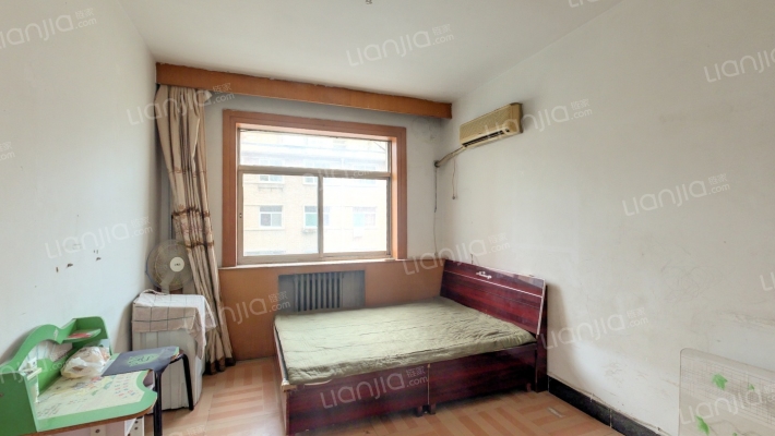 工商局宿舍二手房实景图