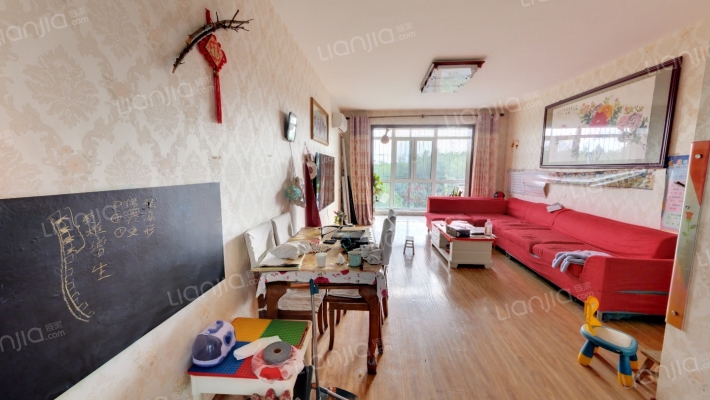 香港花园B区二手房实景图