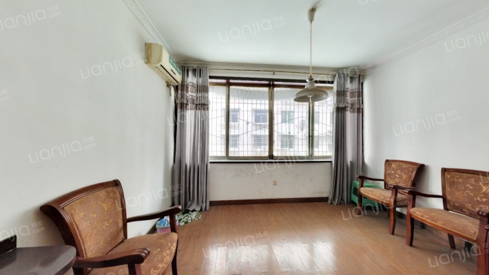 长荣街225号二手房实景图