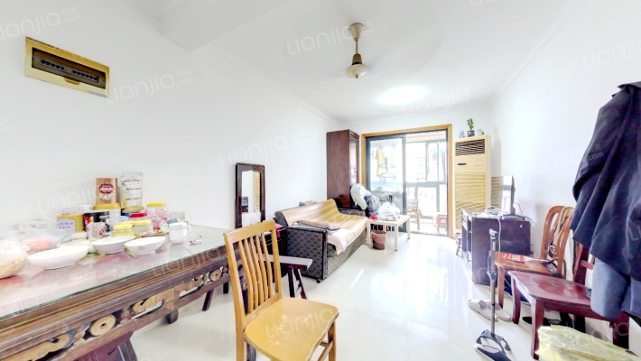 龙博公寓二手房实景图