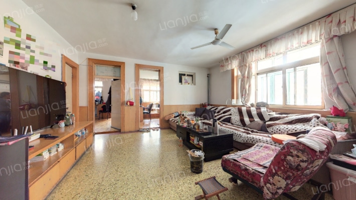 杆南西街二手房实景图