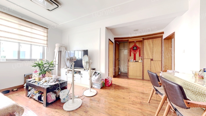 龙苑新村二手房实景图