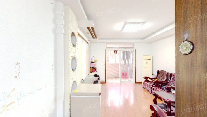 建设村二手房实景图