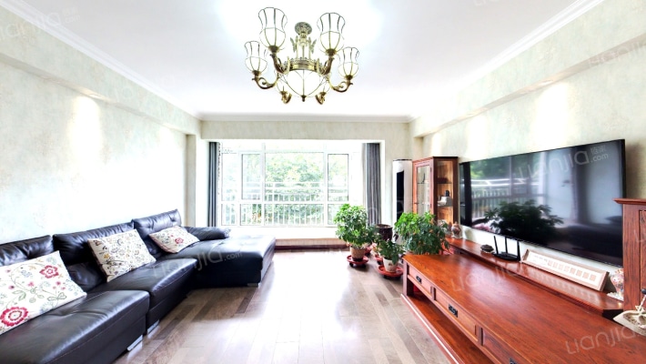 东北名苑二手房实景图