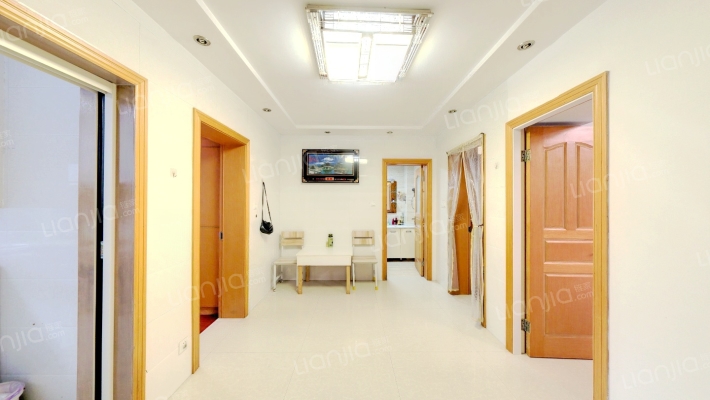 鸿泰苑二区二手房实景图