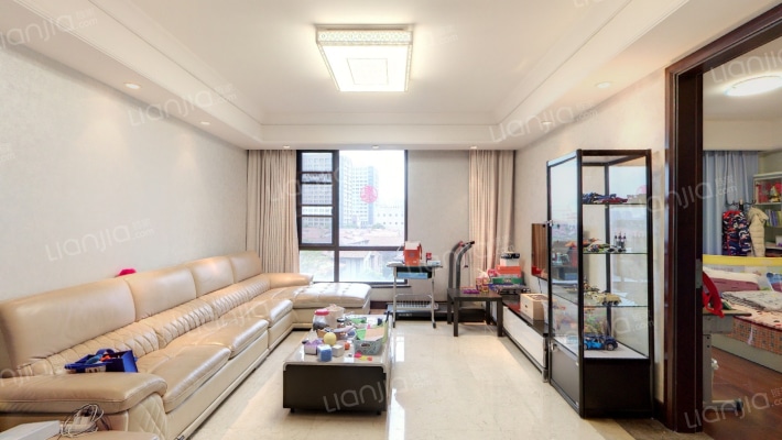 和协风格璟院二手房实景图