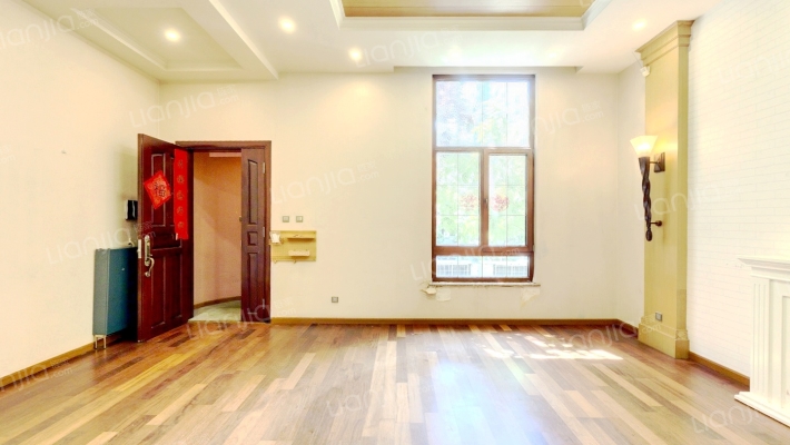 阿凯笛亚庄园二手房实景图