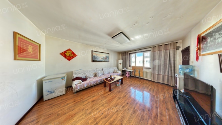 鸿泽园二手房实景图