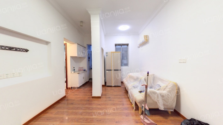 卫生局宿舍二手房实景图