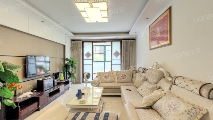 书香桃苑二手房实景图