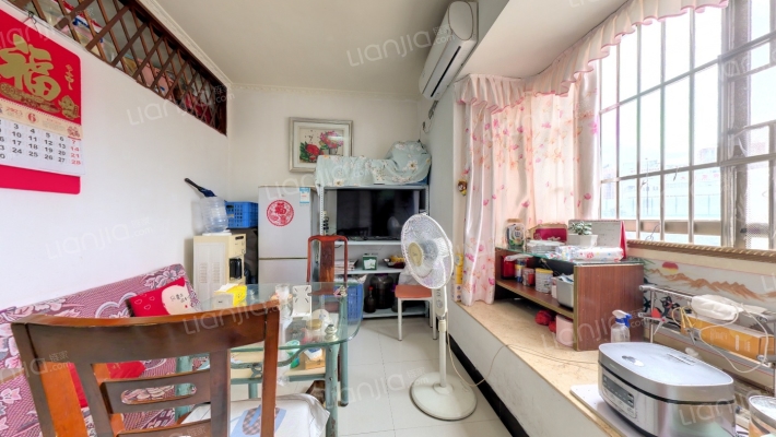 百花小镇二手房实景图