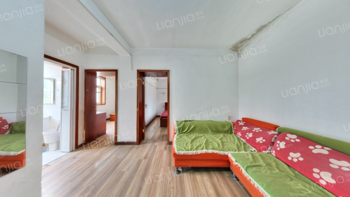 新郑路3号院 二手房实景图