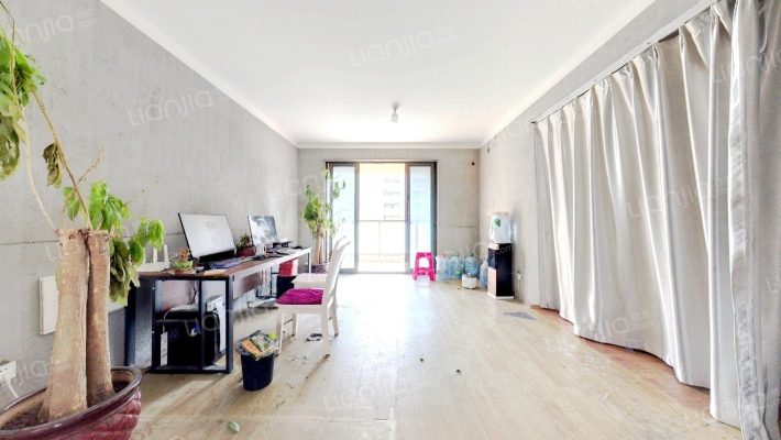 上城华庭二手房实景图