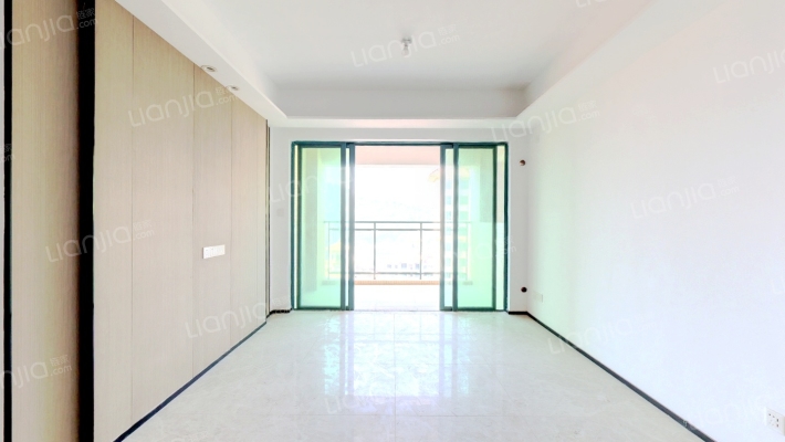 福晟钱隆华府二手房实景图