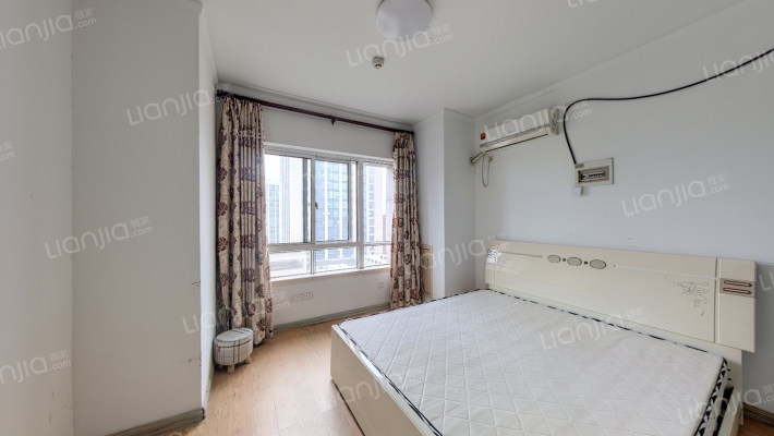 中纬大厦二手房实景图