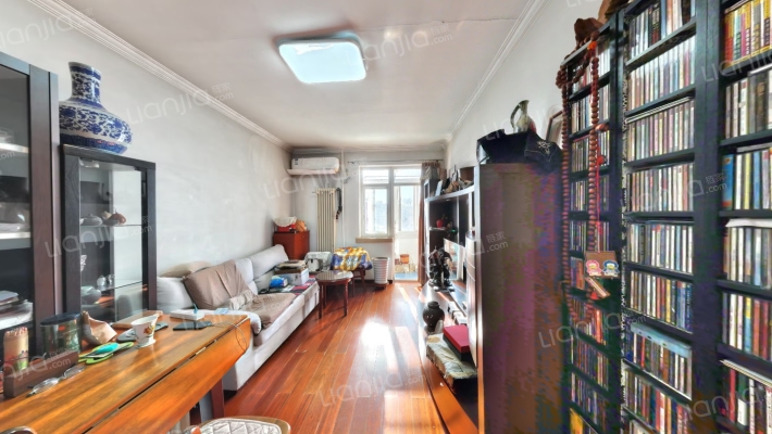 史家胡同20号院二手房实景图