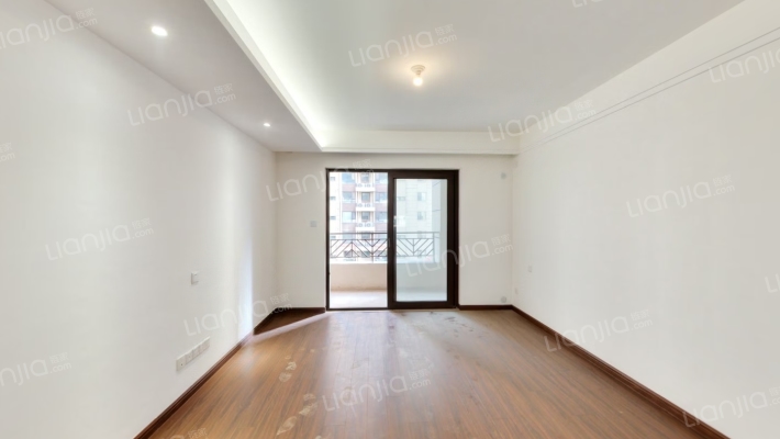 保利天悦三期二手房实景图