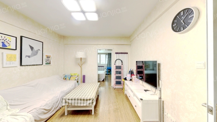 霁虹园小区二手房实景图