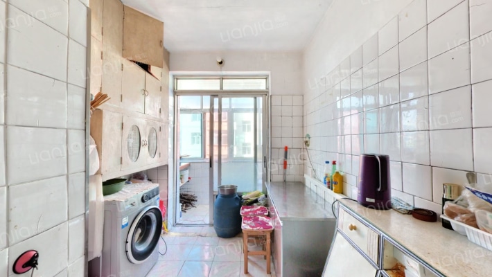 文汇小区二手房实景图