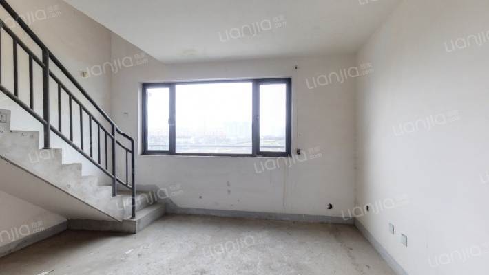 锦翠嘉苑二手房实景图