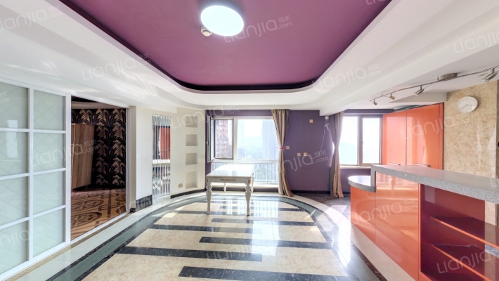 万科城八期二手房实景图