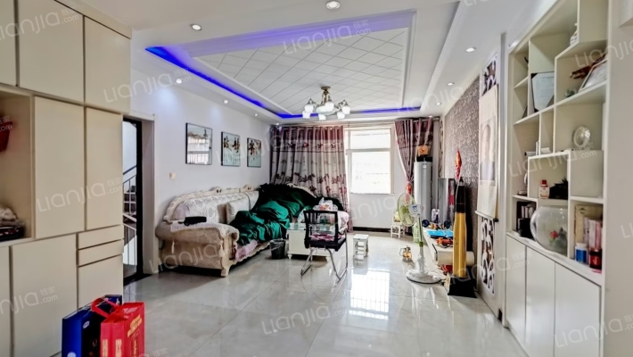 阳光小区二手房实景图