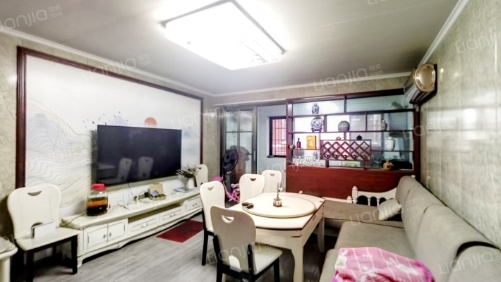 火车站商贸城二手房实景图