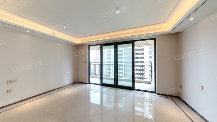 万科翡翠公园二手房实景图