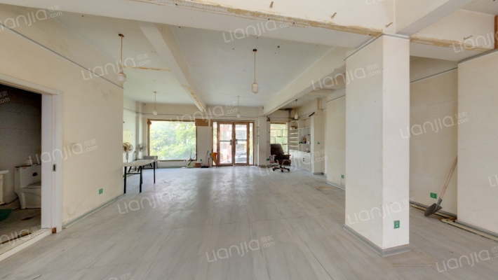 龙畔金泉五期K3区二手房实景图