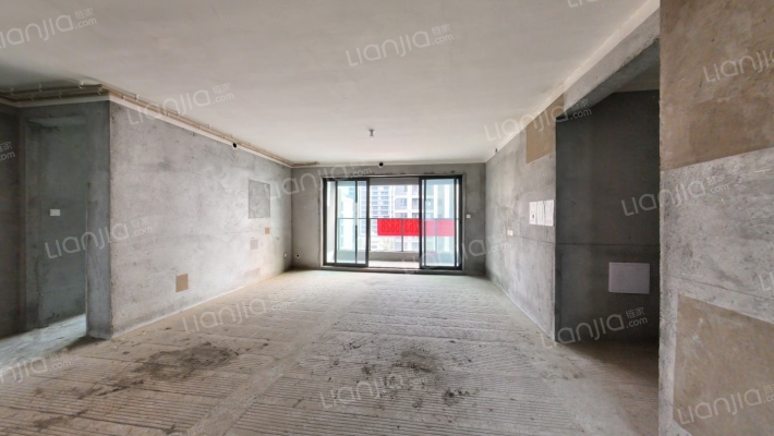 港龙美的云筑二手房实景图