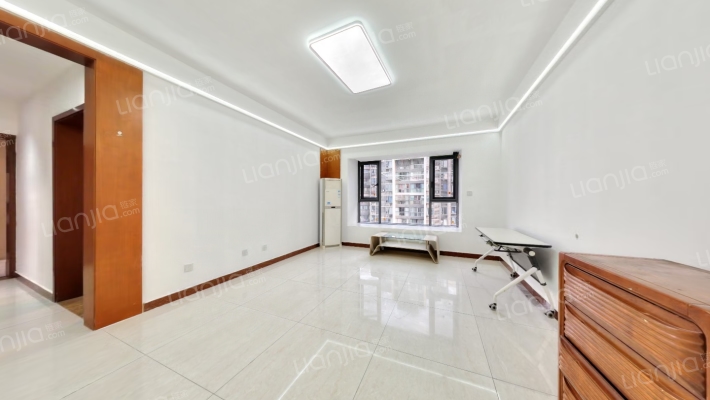 天空城二手房实景图