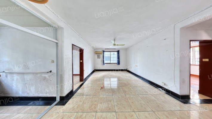 广场新村二手房实景图