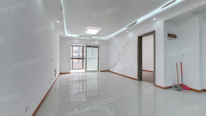 世茂荣里二期二手房实景图