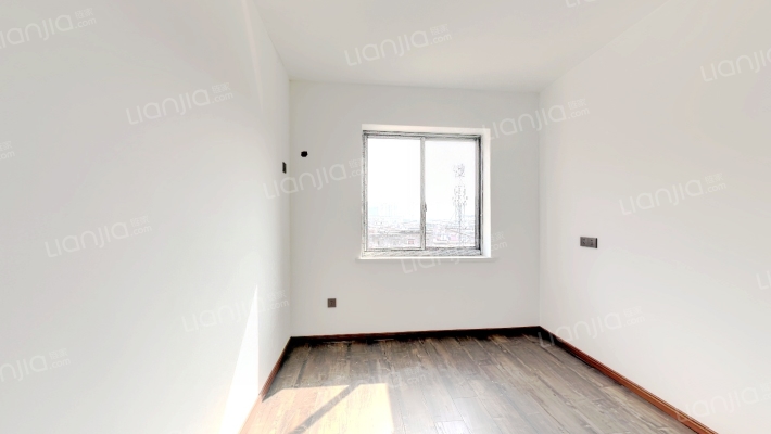 卫材厂宿舍二手房实景图