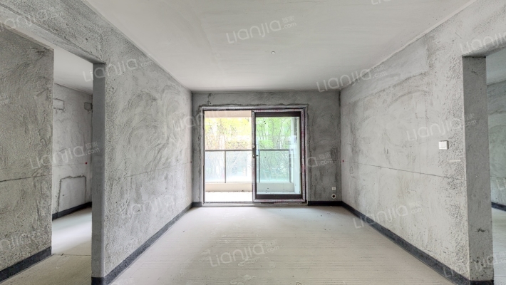 领琇长江C区二手房实景图