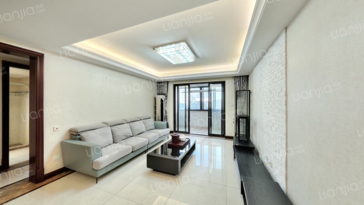 尚东雅园二手房实景图