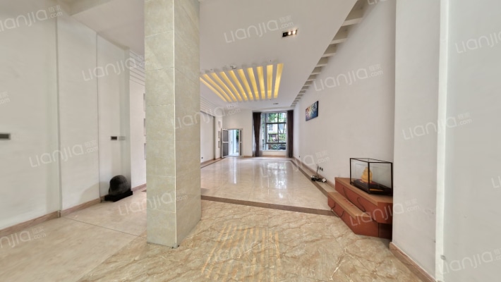 和贵馨城二手房实景图