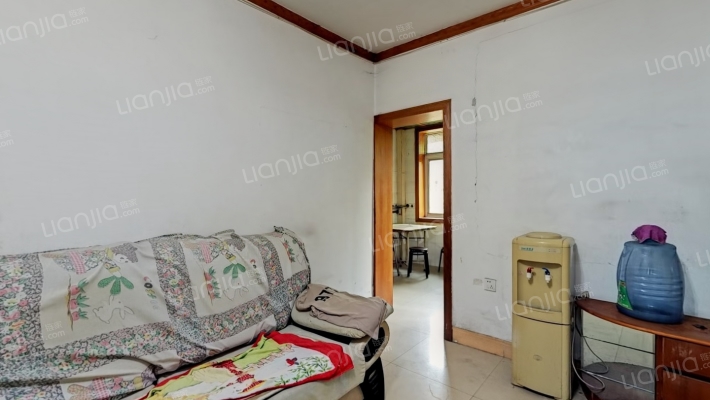 新亚街114号二手房实景图