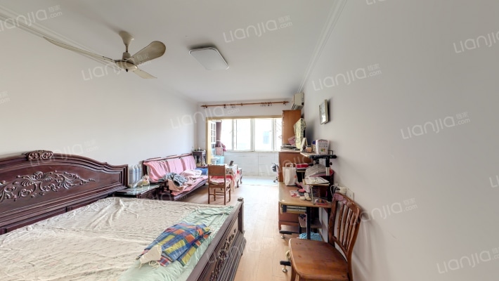 斜土路1620号二手房实景图