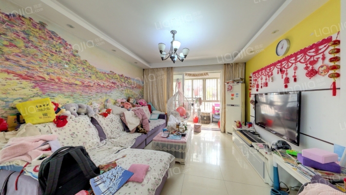 东方冠郡一期二手房实景图