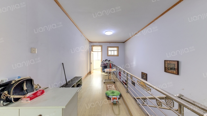 腹膜彩印家属院二手房实景图