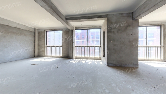 越美园二手房实景图